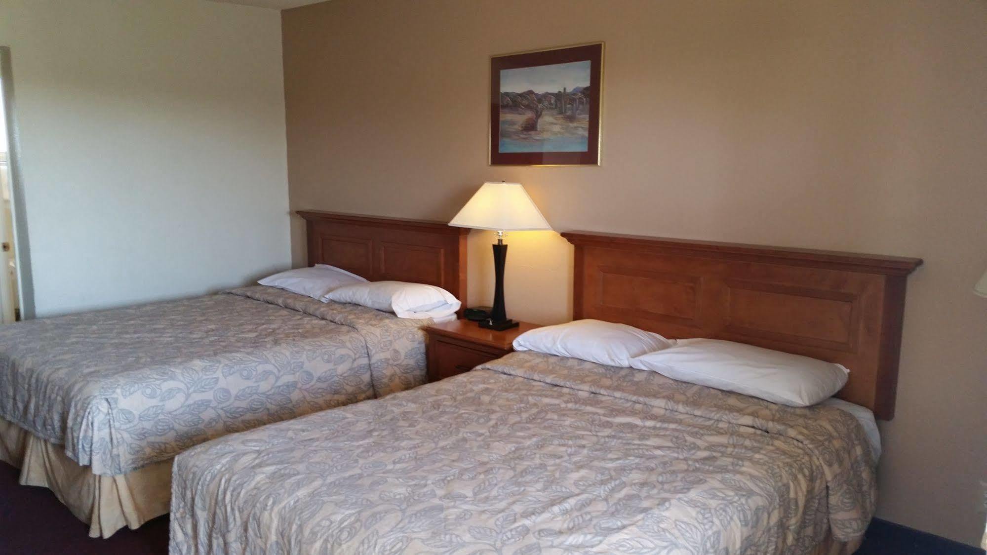 Hotel Europa Ridgecrest Buitenkant foto